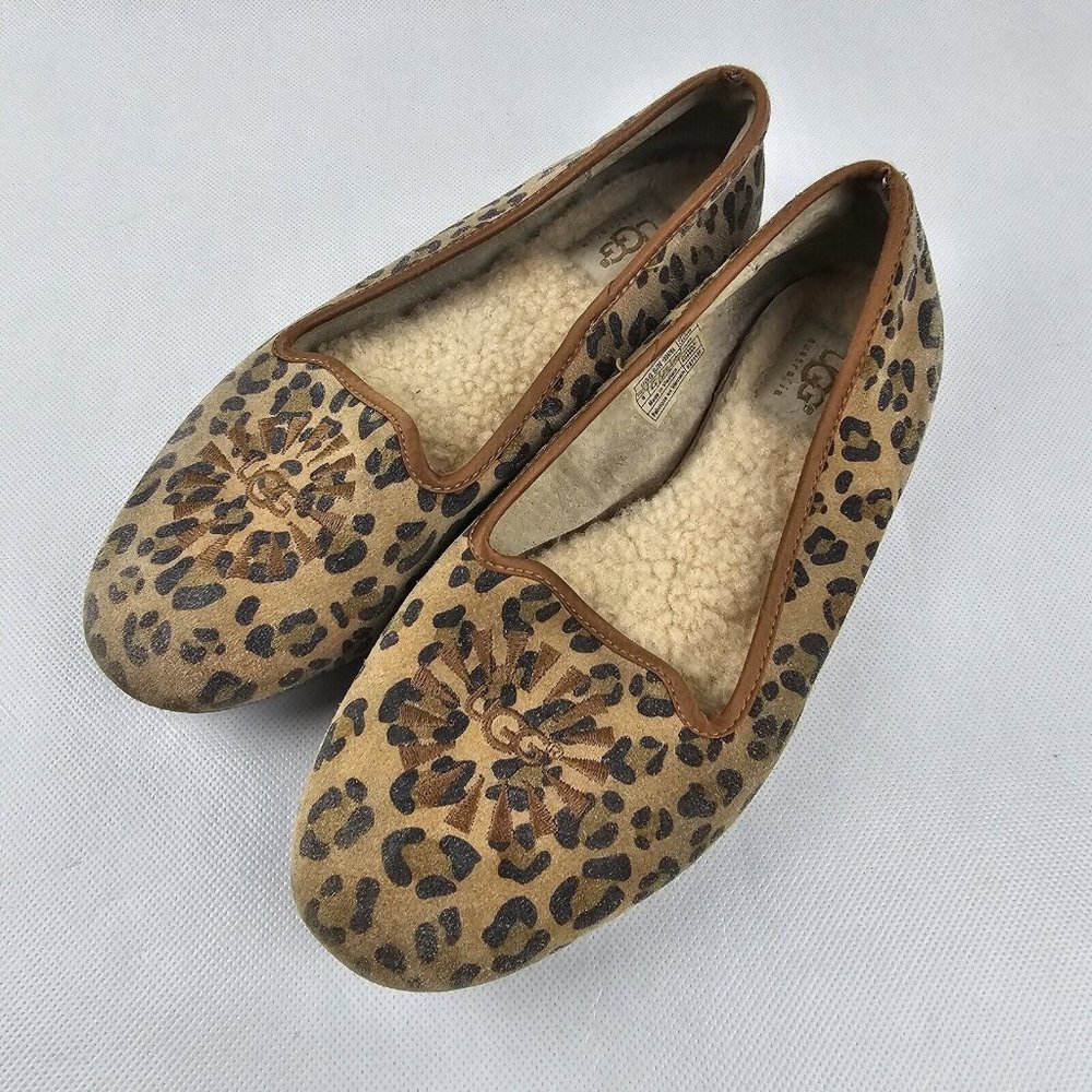 UGG Alloway Womens Sz 6 Flat Sportie Slip On Leopard Loafer Shearling Sole